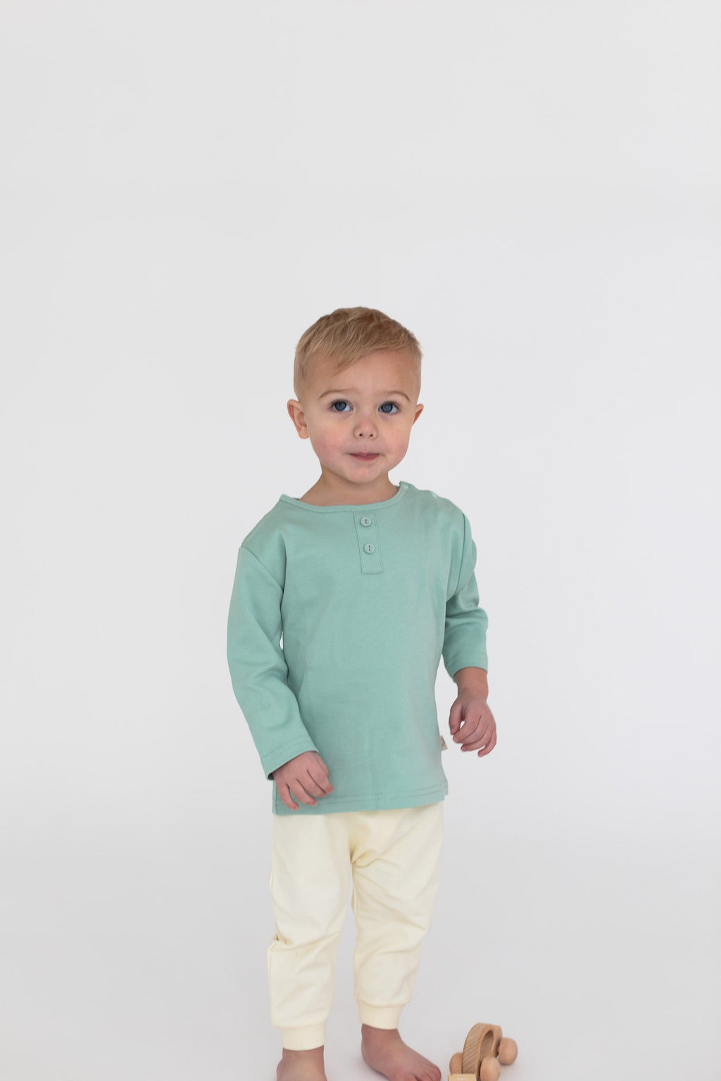 Isaac Henley Shirt | Mineral Green