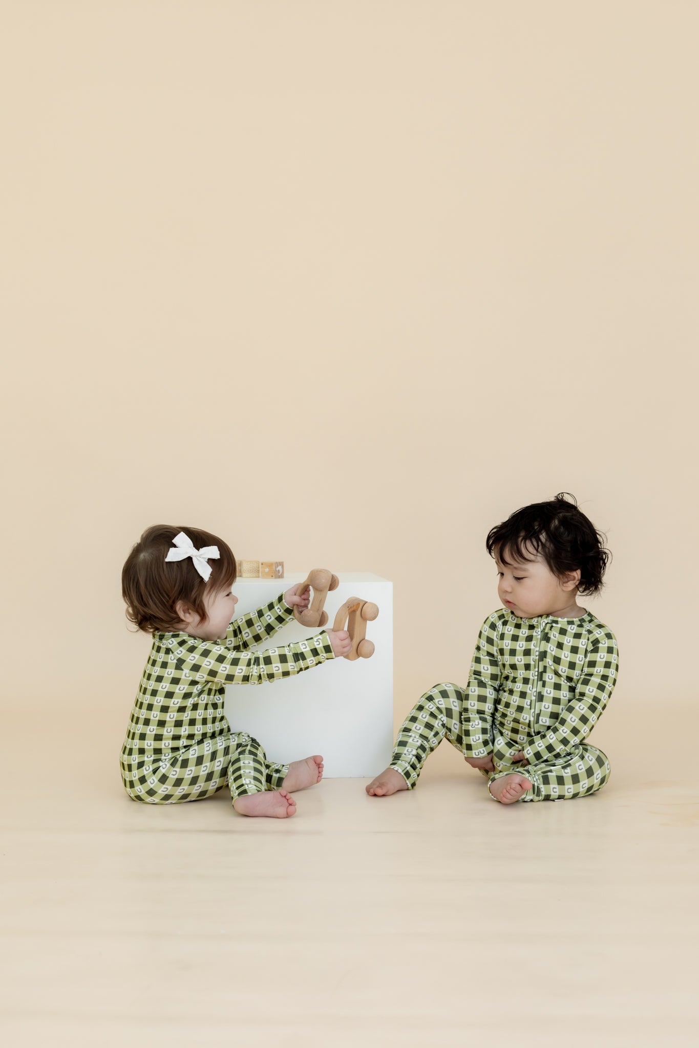 Baby Zip Sleeper – Lucky Gingham
