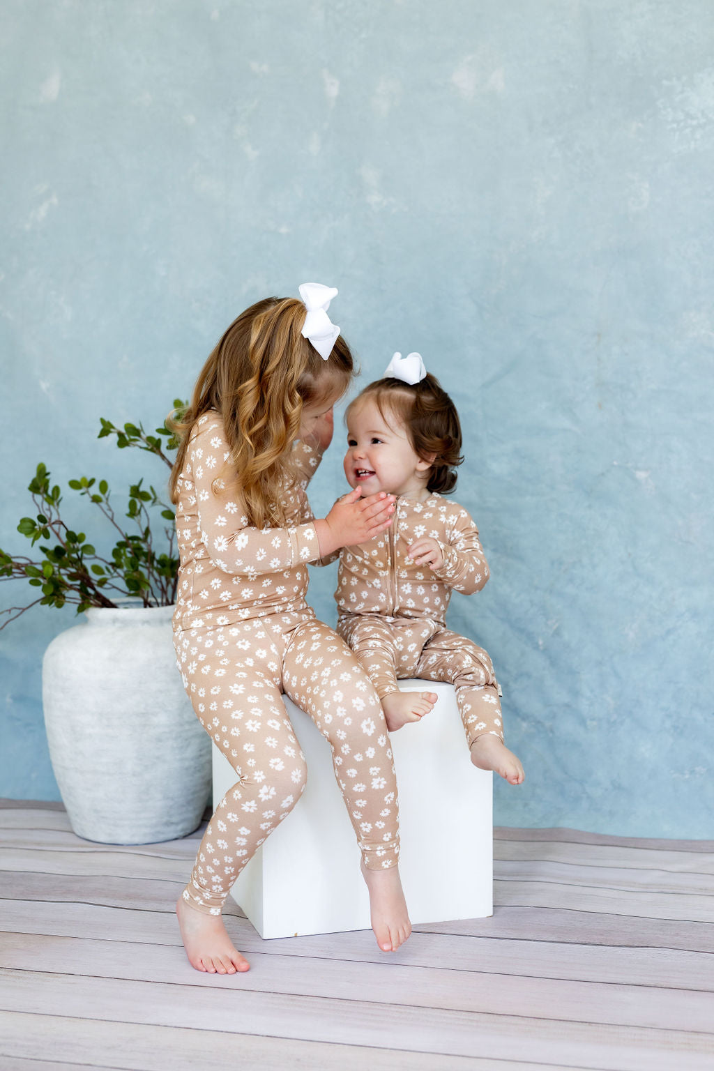 Baby Zip Sleeper – Tiny Blooms Sand