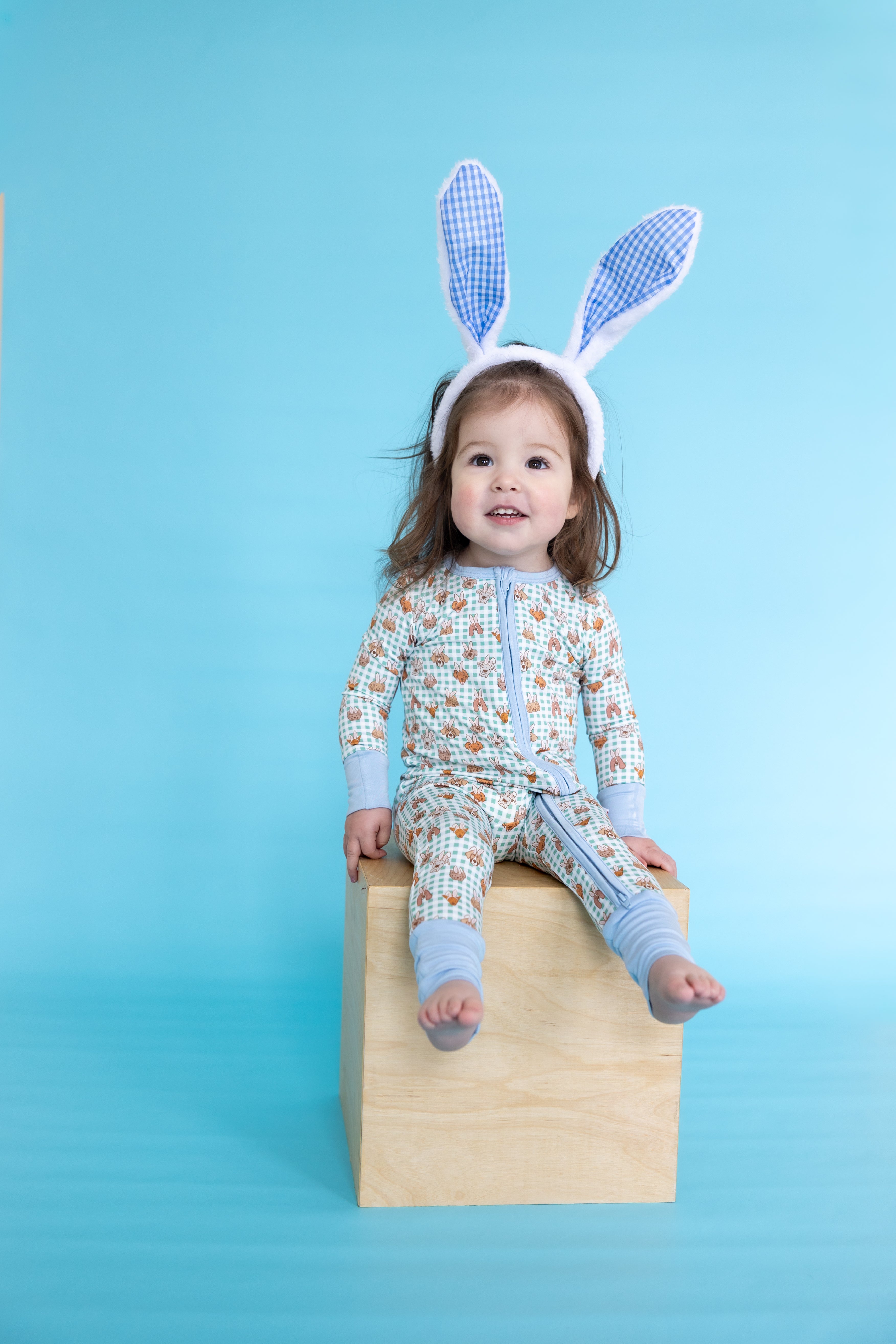 Baby Zip Sleeper | Easter Paws