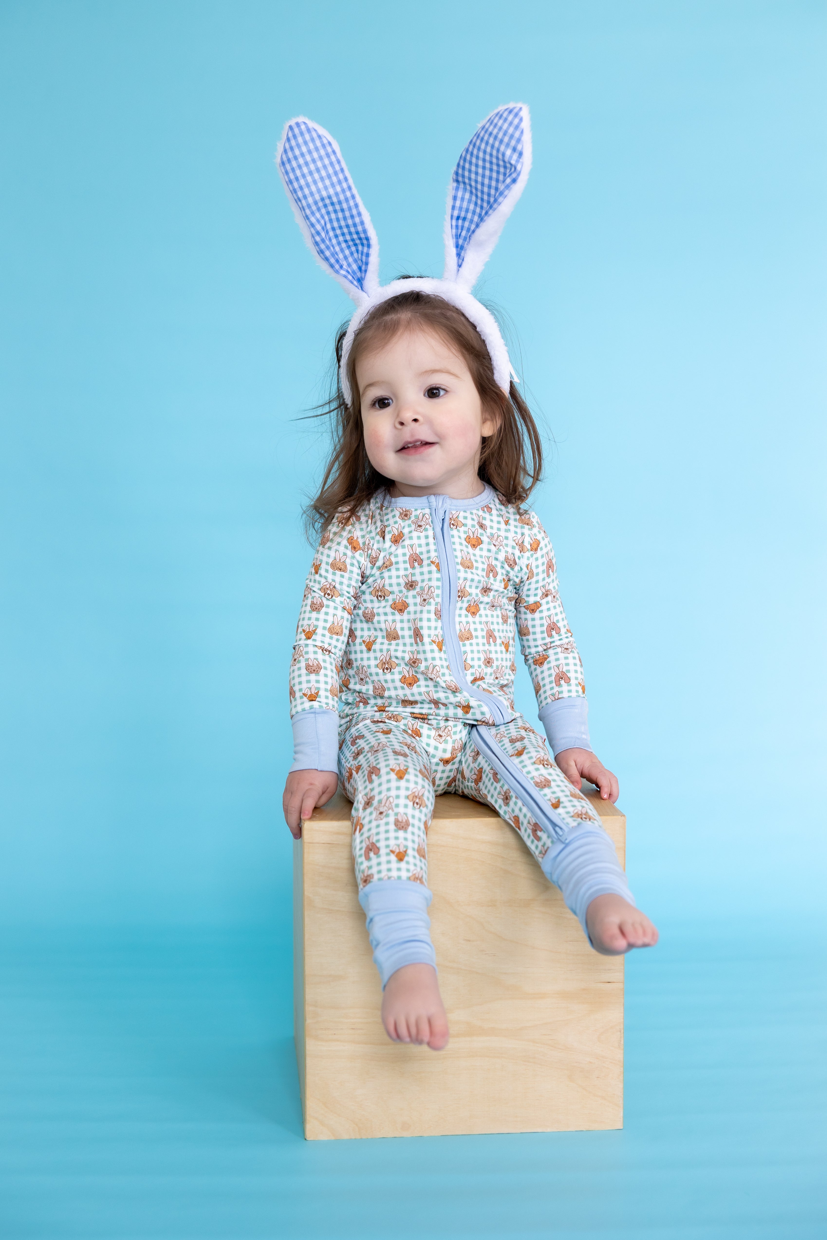 Baby Zip Sleeper | Easter Paws